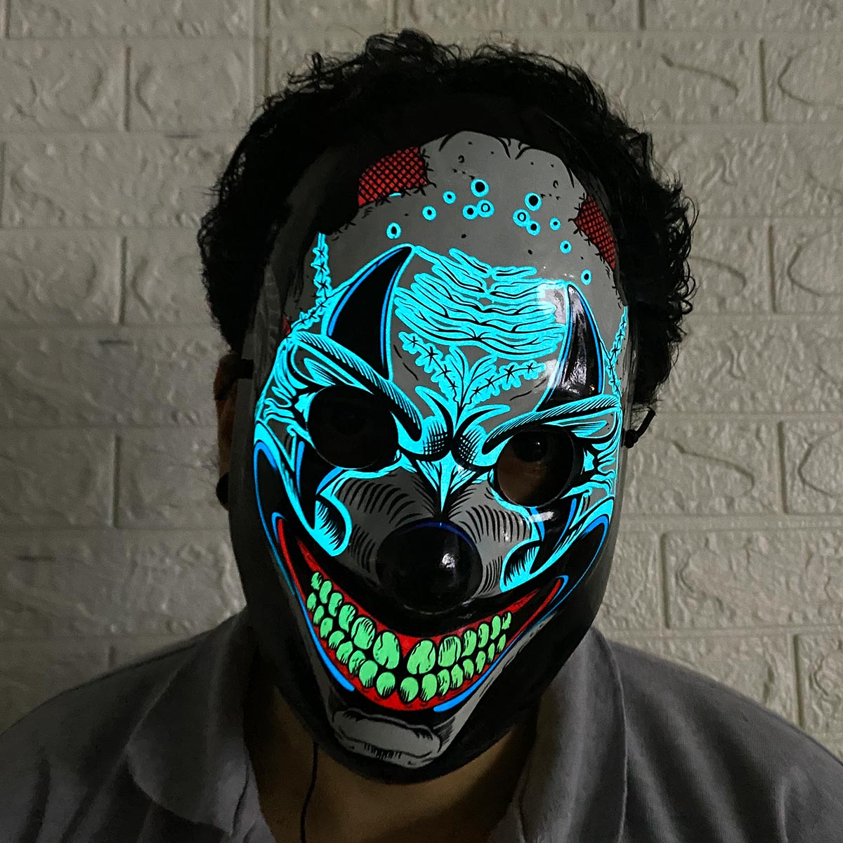 Máscara Luminosa de Demonio Neón